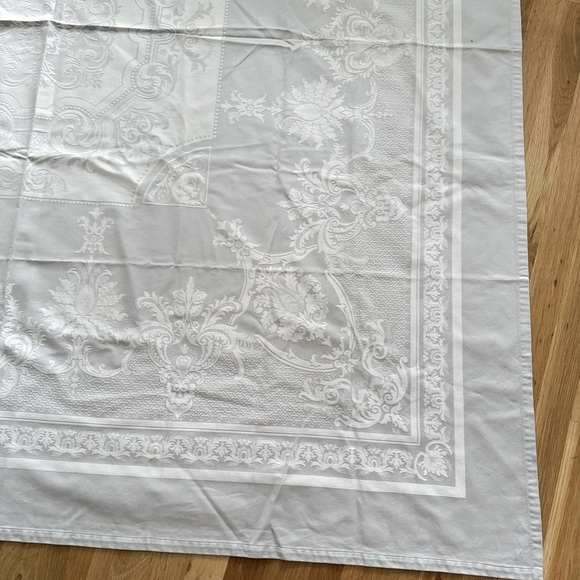GARNIER-THIEBAUT france
100% COTON-COTTON BAUMWOLLE Tablecloth 74” - Picture 6 of 15
